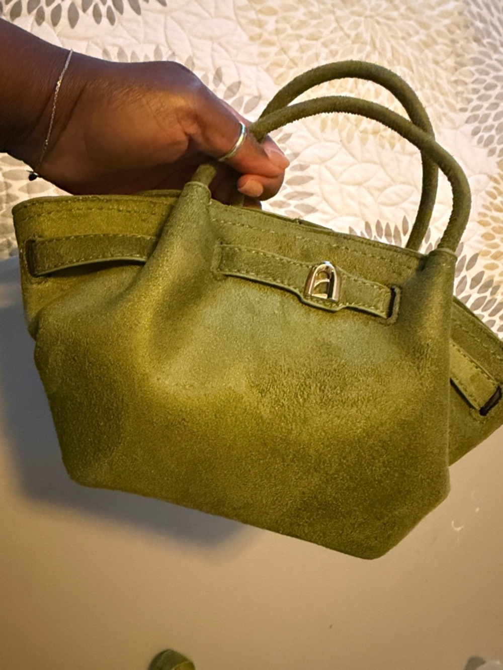 New Olive Green Mini Faux Suede Top-Handle Bucket Bag W/ strap - Picture 6 of 9